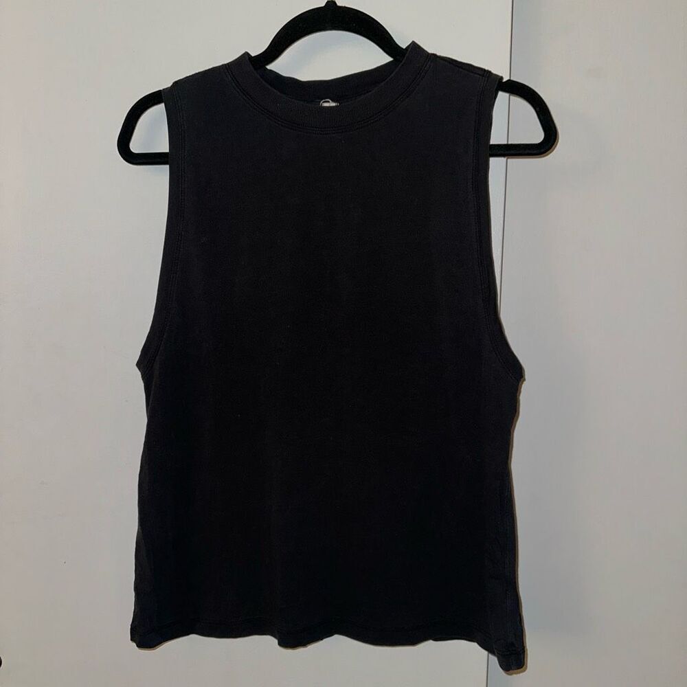 Lululemon Womens Tank Top Black Stone Wash Size 2 Gently Worn